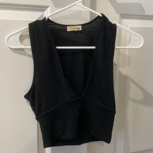 Aritzia crop top